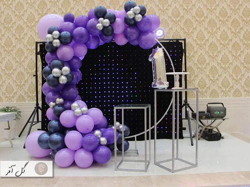 تزیین بله برون با بادکنک